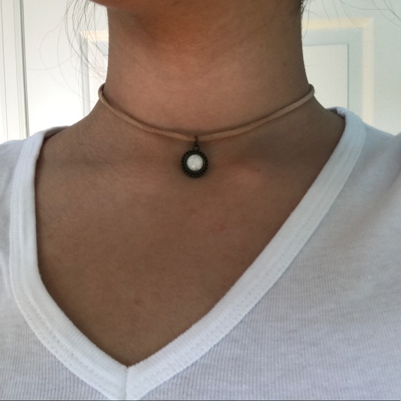 Francesca's Collections Jewelry - Brown suede pendant choker